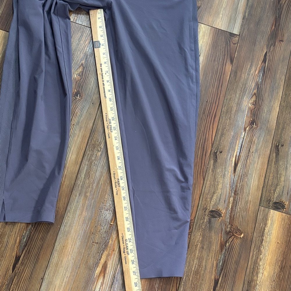 Athleta Brooklyn Ankle Pant Mauve/Purple size 6 - Picture 7 of 10